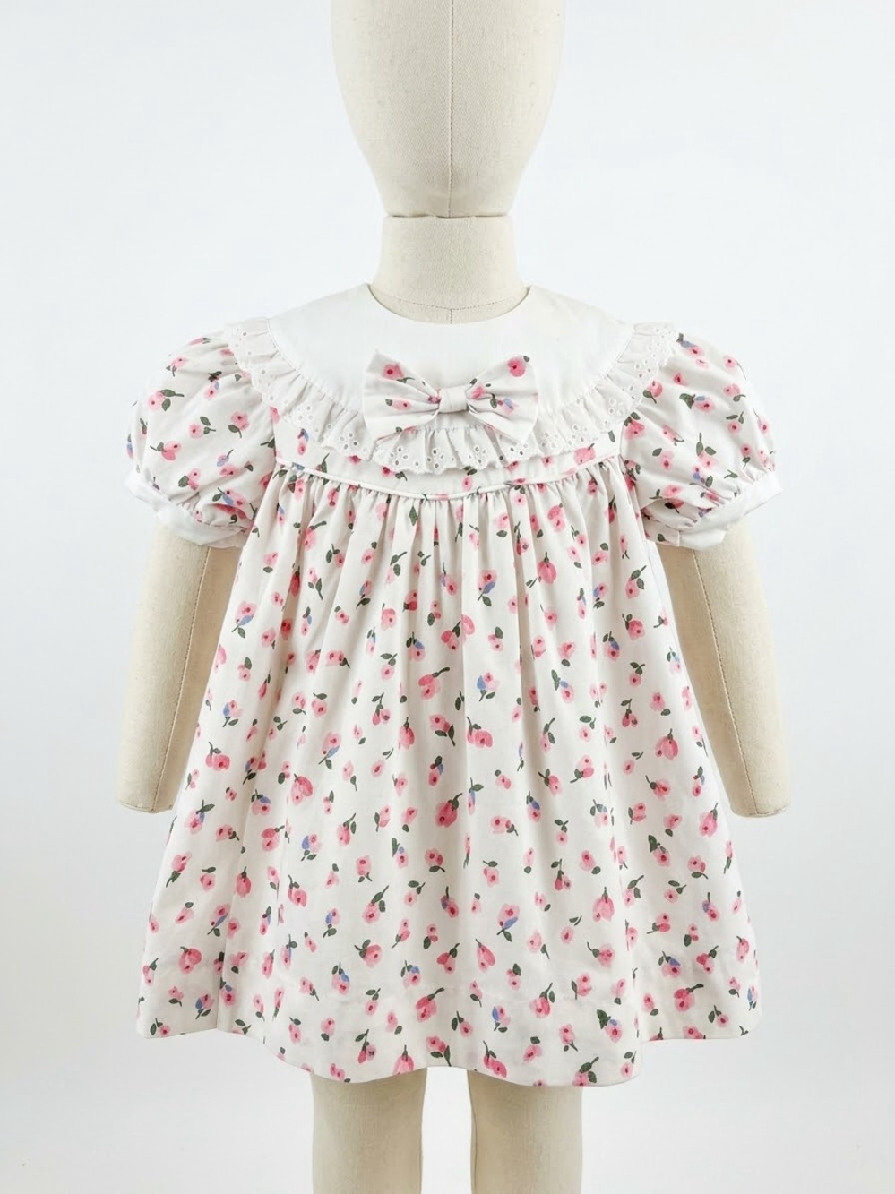 Girls White Floral Bow-Front Puff Sleeve Dress100% cotton